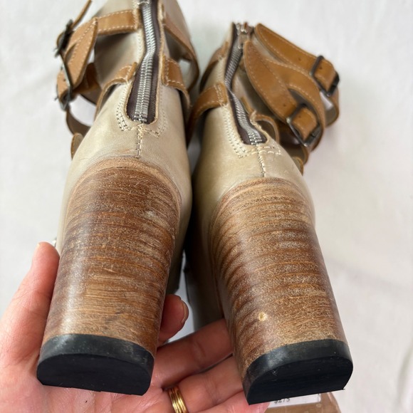 Freebird by Steven Bond Leather Gladiator Strappy Buckle Sandals Heeled 7 Edgy - Picture 7 of 11